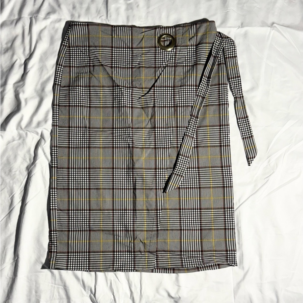 Est.1946 Plaid Midi Skirt | Size 12 | Waist with Bow | Soft Rayon - Picture 11 of 14